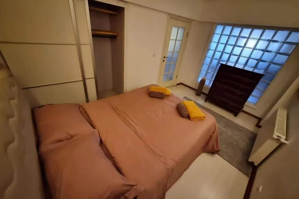 Comfortable Apartment In Istiklal Street Stambuł